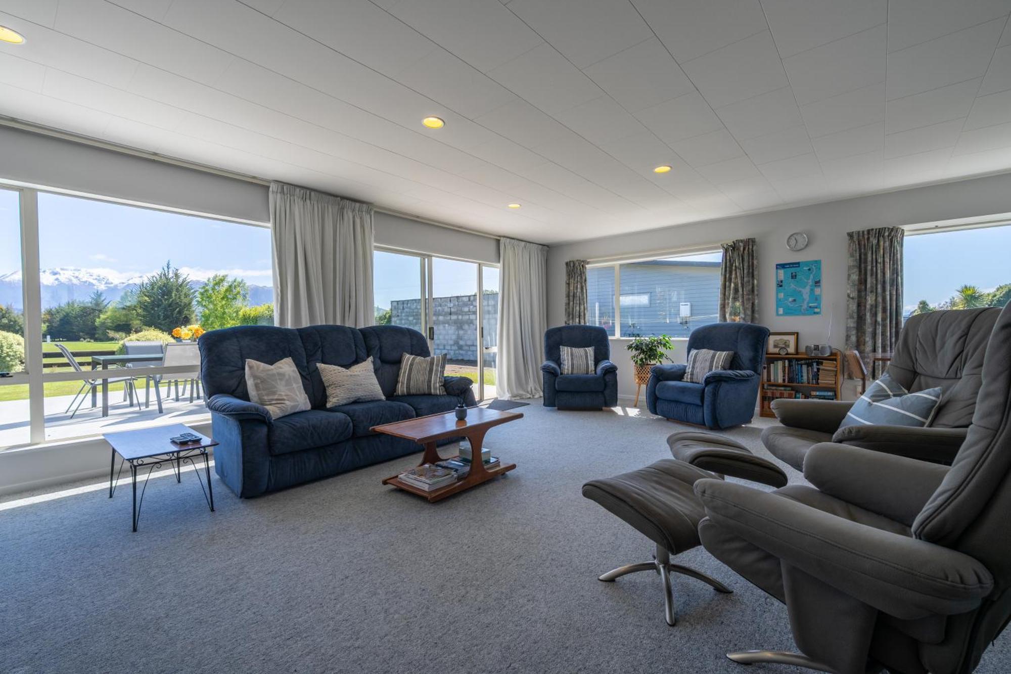 Kepler Retreat - Te Anau Holiday Home Exterior photo